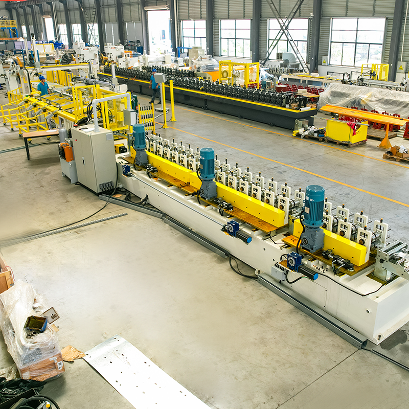 CU auto change width roll forming machine, chain drive, automatic packing