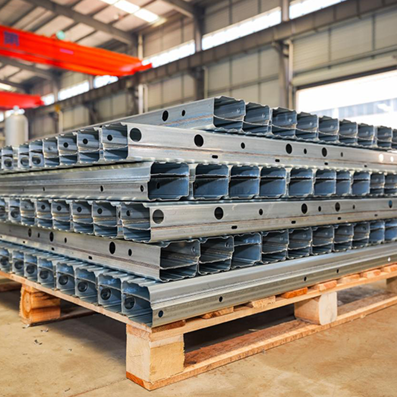 Sasakyan B-profile automotive chassis reinforcement beam roll forming machine