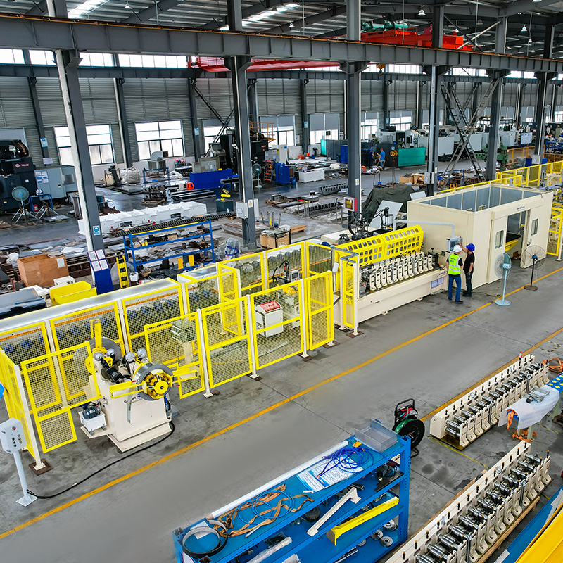CU mabilis na pagbabago ng cassette roll forming machine, gear box, awtomatikong pag-iimpake